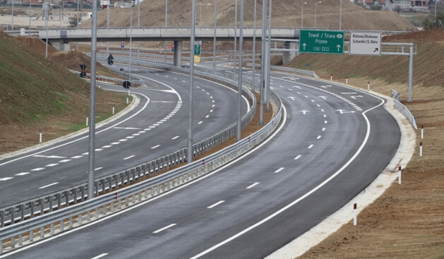 A pati favorizime në tenderin për projektimin e autostradës së Dukagjinit?