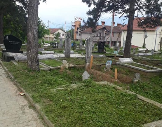Komuna me “Ekoregjionin” do t’i kryejnë shërbimet e varrimit në Prizren