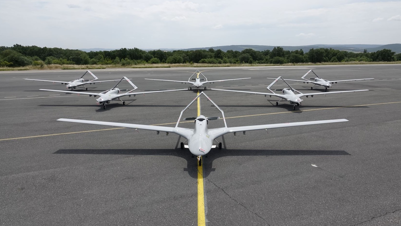 Shqipëria blen dronë luftarakë ‘Bayraktar’ nga Turqia